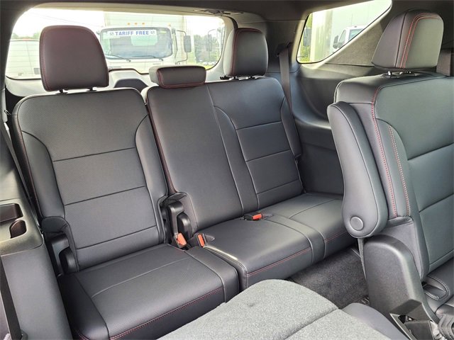 2026 Chevrolet Traverse Z71 photo 12