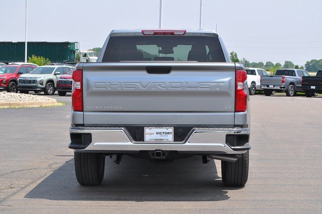 2025 Chevrolet Silverado 1500 LT photo 4
