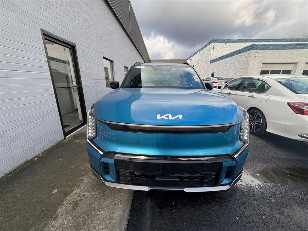 2024 Kia Ev9 GT-Line's photo