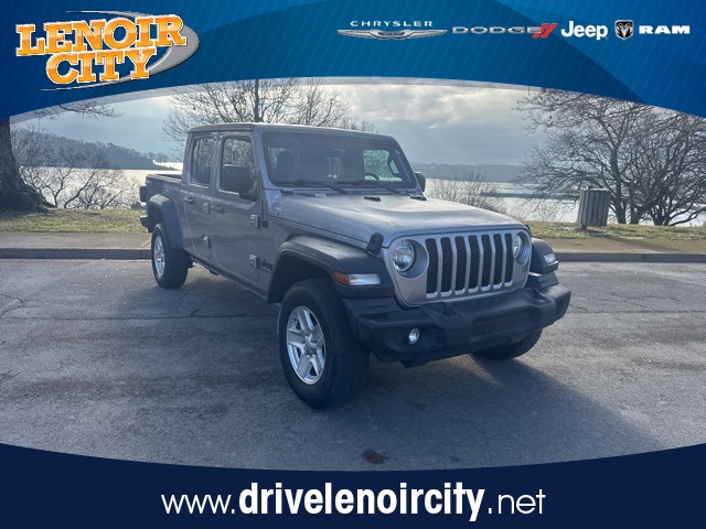 2020 Jeep Gladiator Sport S's photo