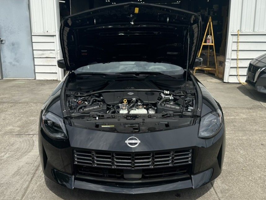 2025 Nissan Z Performance photo 4