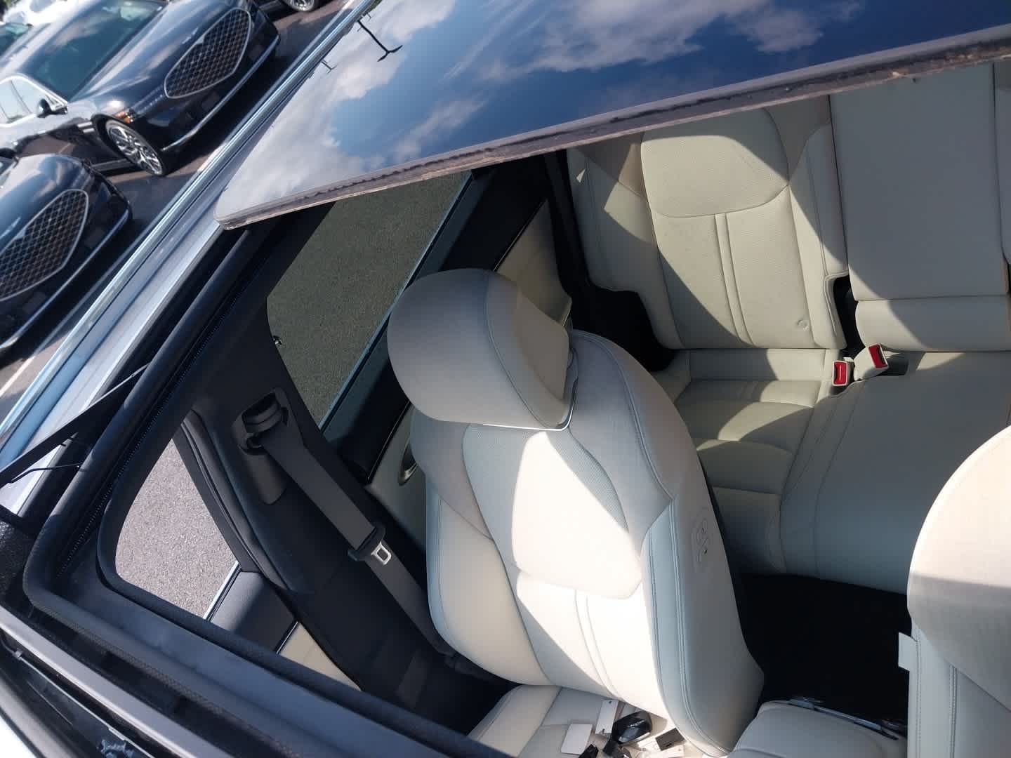 2023 Genesis Electrified GV70 Advanced photo 6