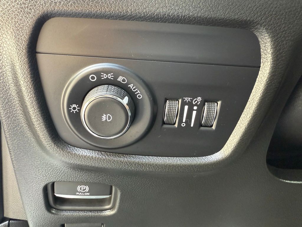 2024 Jeep Grand Cherokee L Summit photo 14