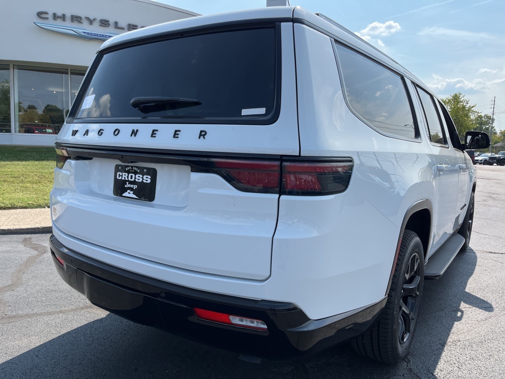 2025 Jeep Wagoneer L Carbide photo 20
