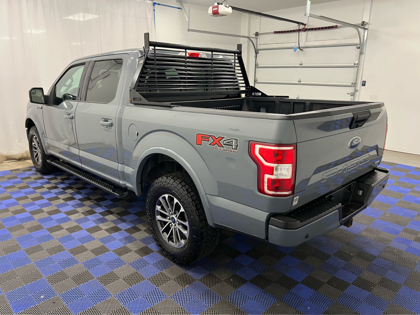 2020 Ford F-150 XLT photo 9