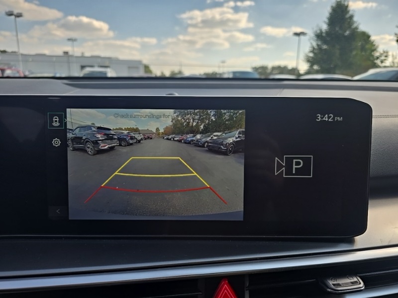 2025 Kia Sorento LX photo 15