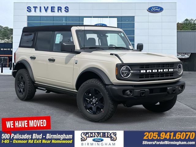 2025 Ford Bronco 4-Door Big Bend's photo