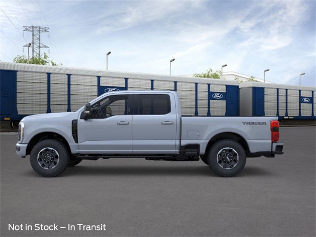 2025 Ford F-250 Lariat photo 3