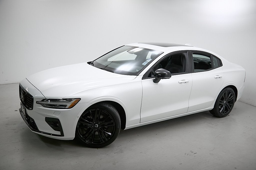 2025 VOLVO S60 - Image 2