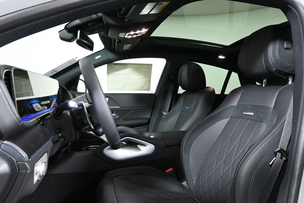 2025 Mercedes Benz GLE AMG 53 photo 11