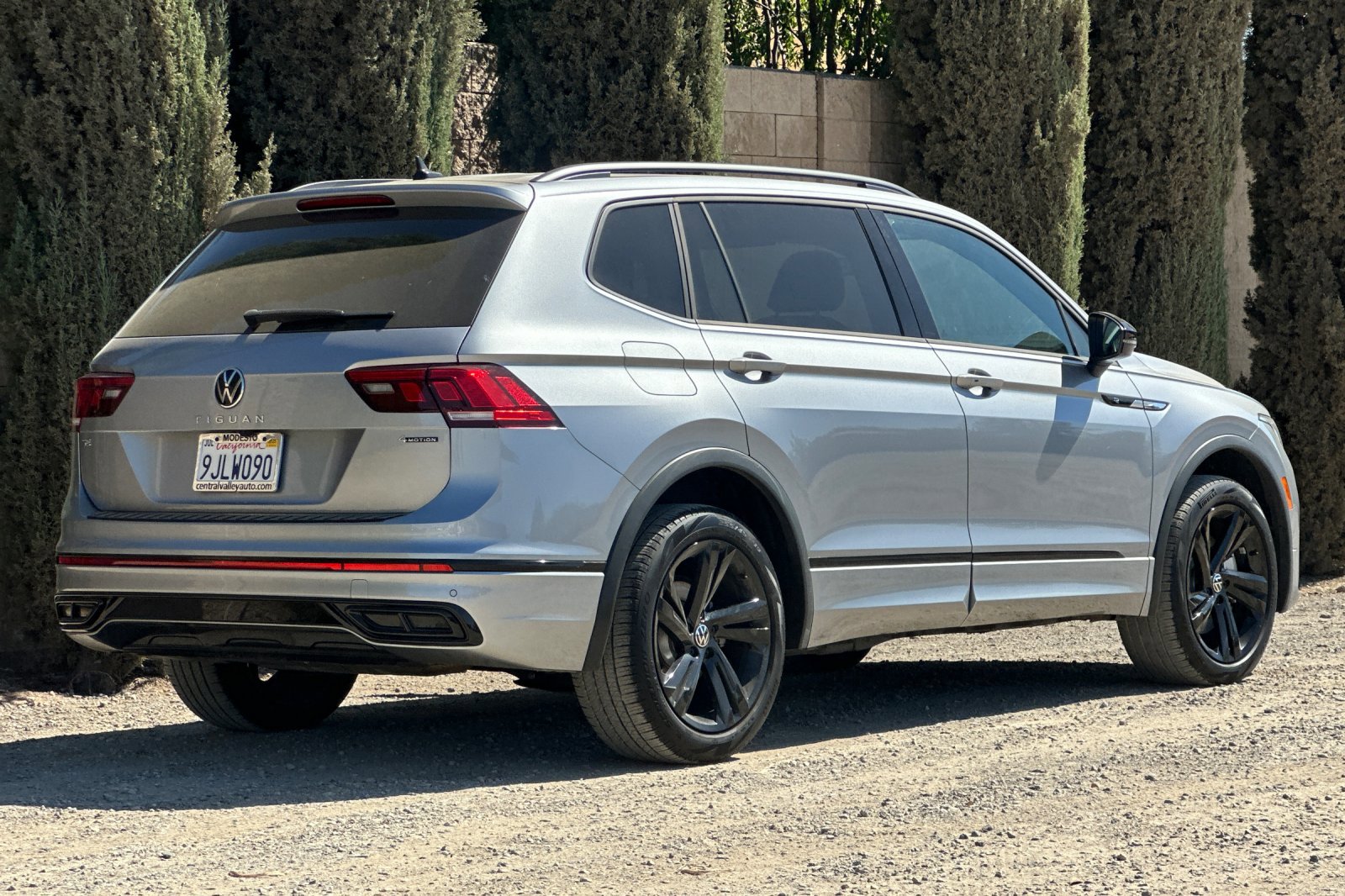 2024 Volkswagen Tiguan SE R-Line Black Sport photo 4