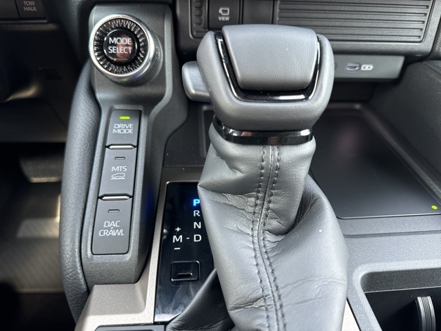 2025 Toyota Land Cruiser Base photo 17