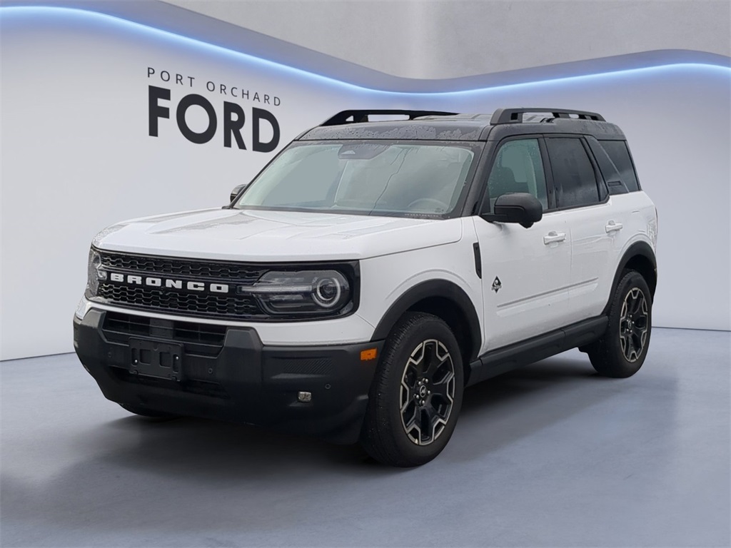 2025 Ford Bronco Sport Outer Banks's photo