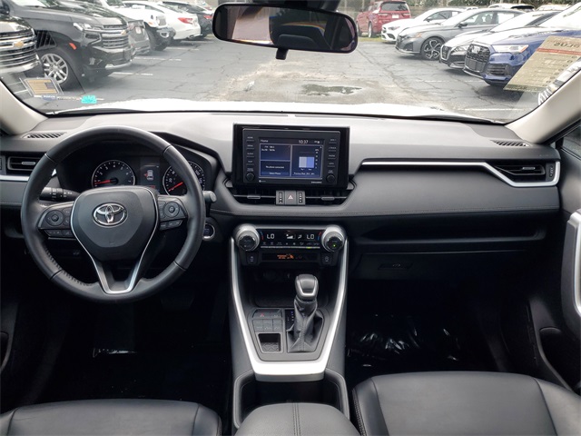 2022 Toyota RAV4 XLE Premium photo 24