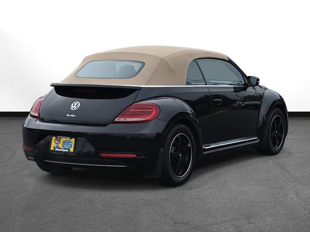 2018 Volkswagen Beetle SE Coast photo 5