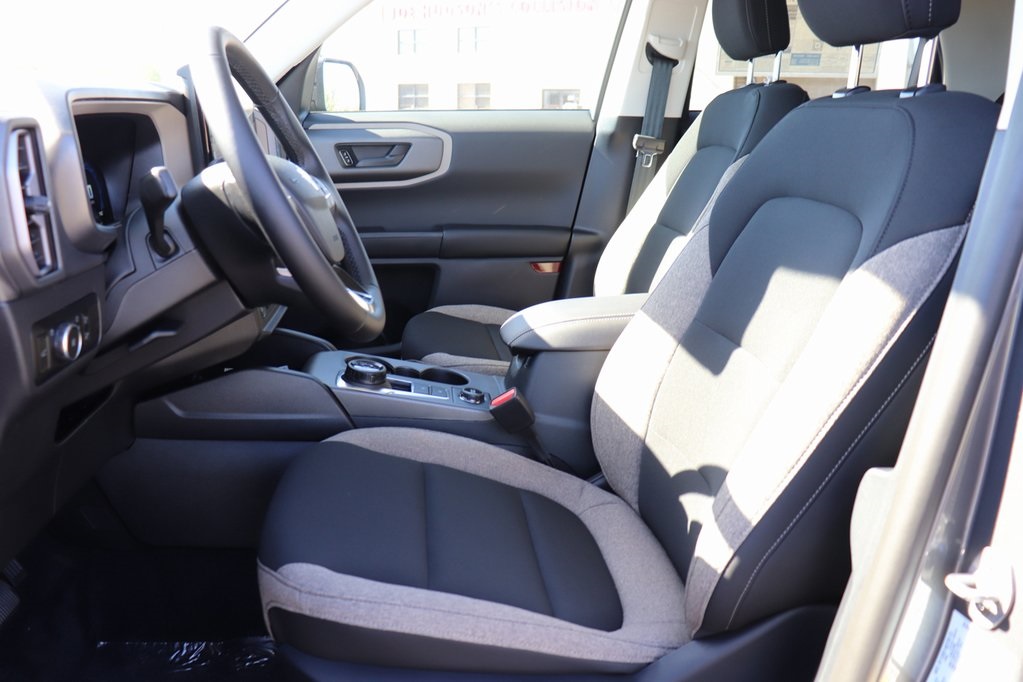 2025 Ford Bronco Sport Big Bend photo 2