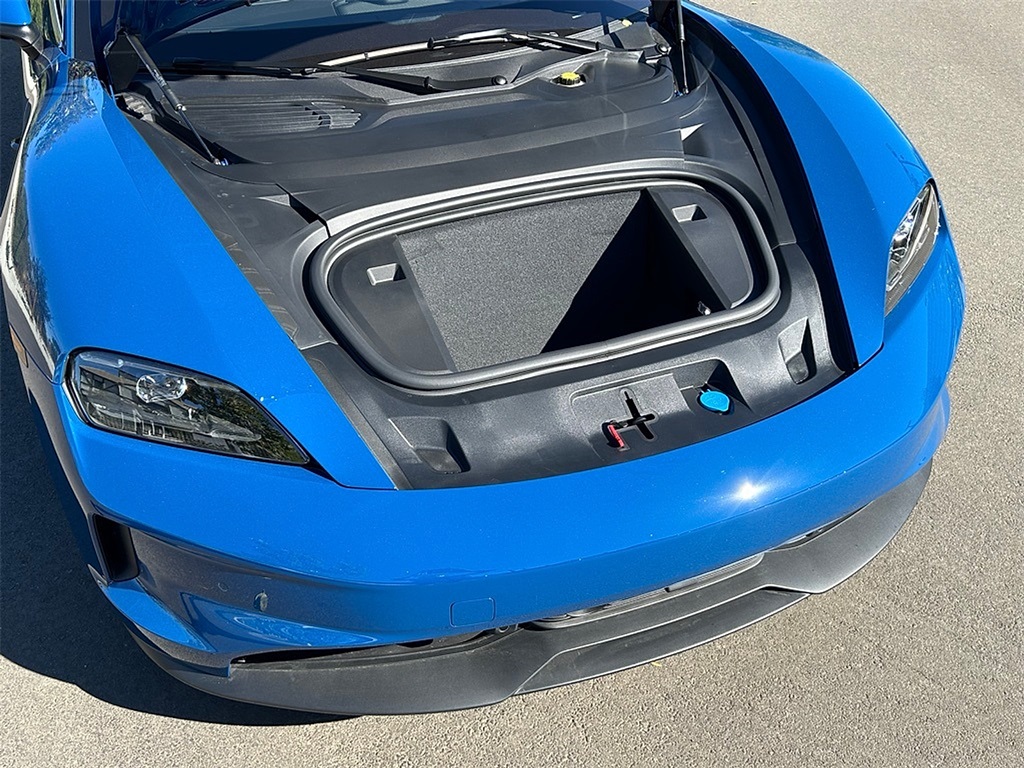 2025 Porsche Taycan 4S photo 31