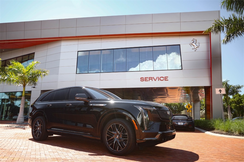 2025 Cadillac Escalade IQ Sport photo 18