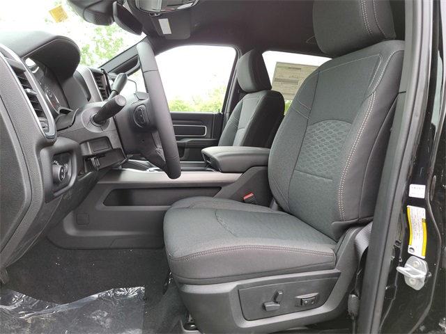 2025 Ram 2500 Big Horn photo 12