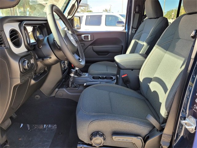2025 Jeep Wrangler Sport S photo 8