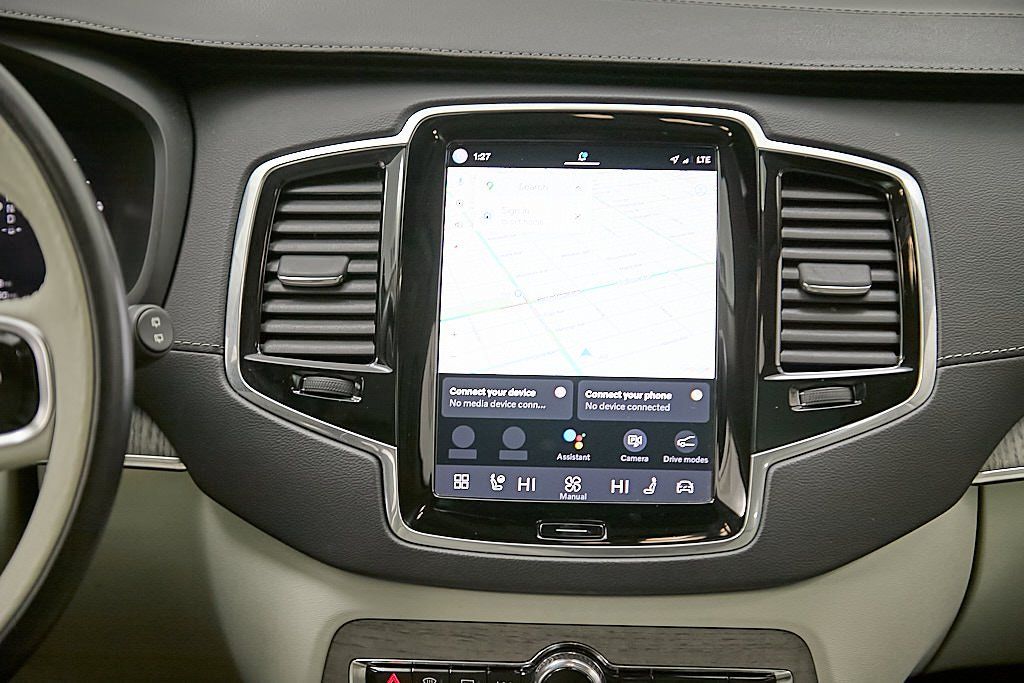 2023 VOLVO XC90 - Image 30