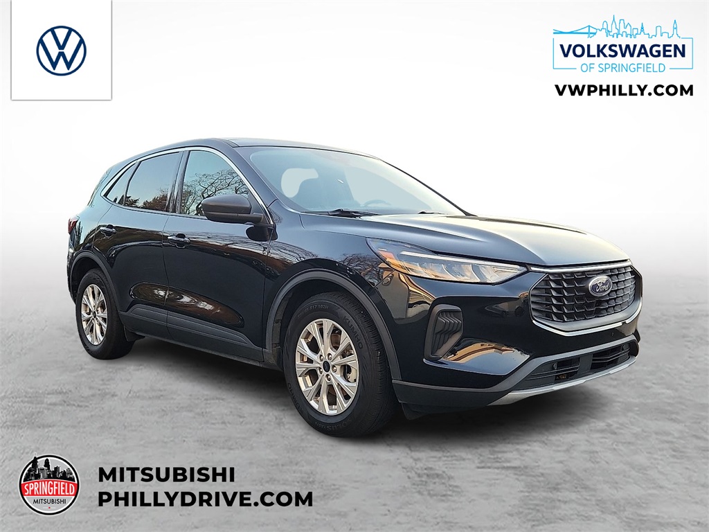 2024 Ford Escape Active's photo