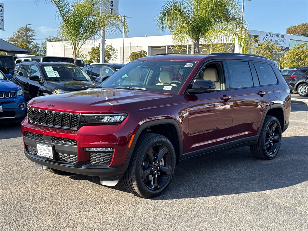 2025 Jeep Grand Cherokee Limited photo 4