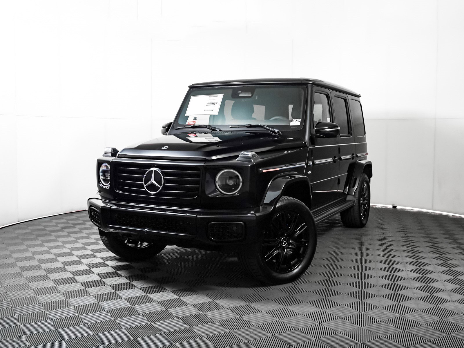 2025 Mercedes-Benz G-Class G580's photo