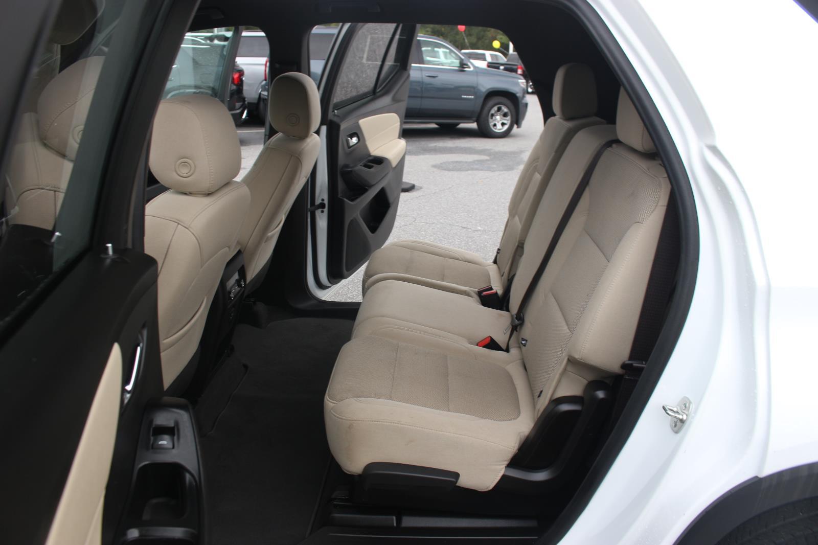 2023 Chevrolet Traverse LS photo 27