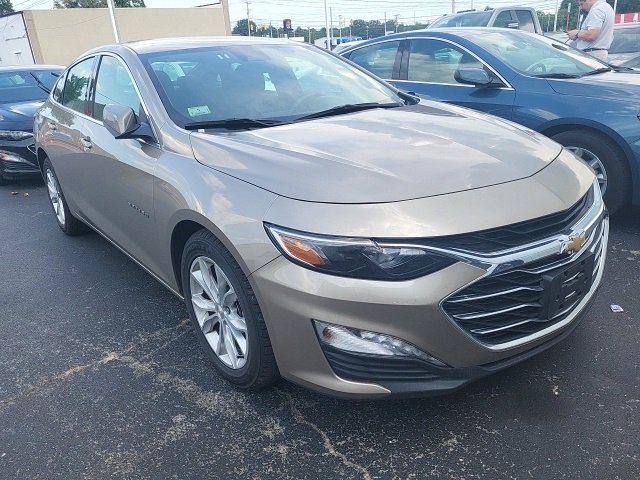 2024 Chevrolet Malibu 1LT photo 4