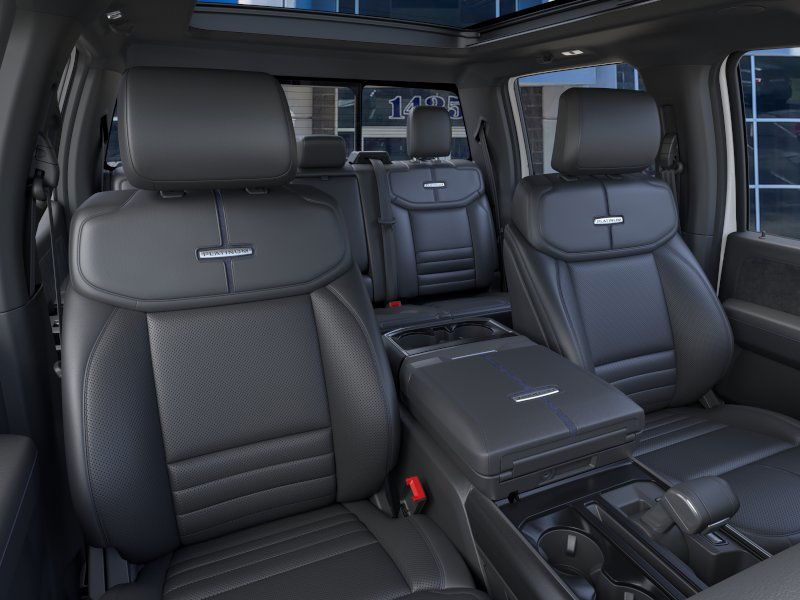 2025 Ford F-150 Platinum photo 8