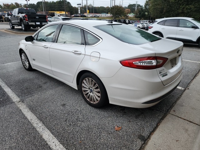 2014 Ford Fusion Energi SE photo 2