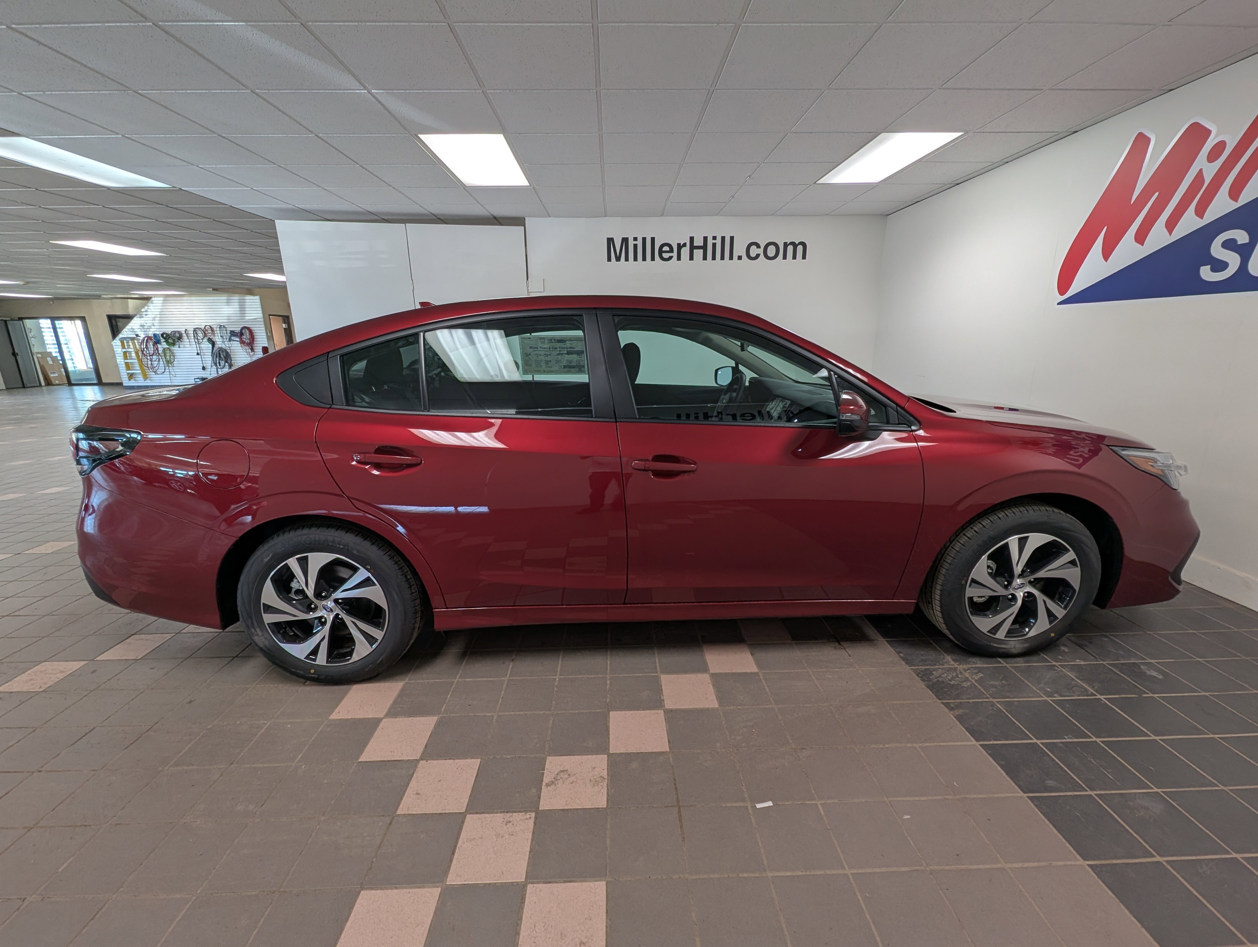 2025 Subaru Legacy Premium photo 8