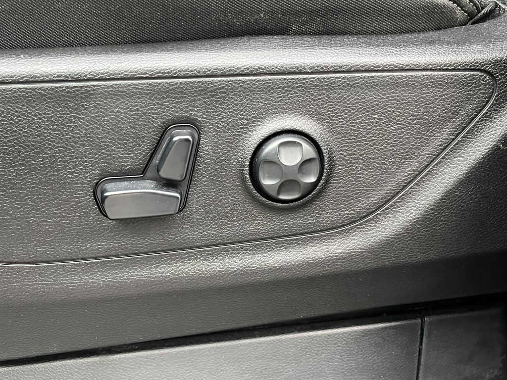 2019 Ram 1500 Big Horn Lone Star photo 16