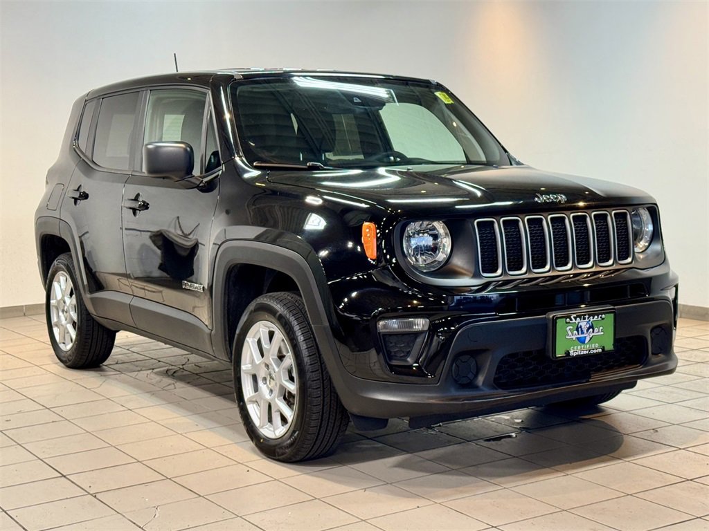 2023 Jeep Renegade Latitude Upland photo 3