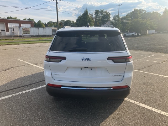 2024 Jeep Grand Cherokee Limited photo 4
