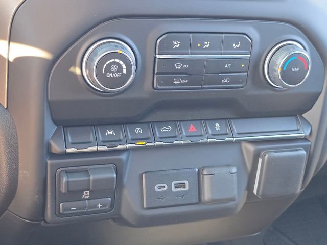 2026 Chevrolet Silverado 1500 Custom photo 22