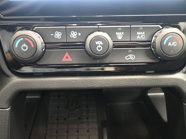 2025 Ford Ranger Lariat photo 17