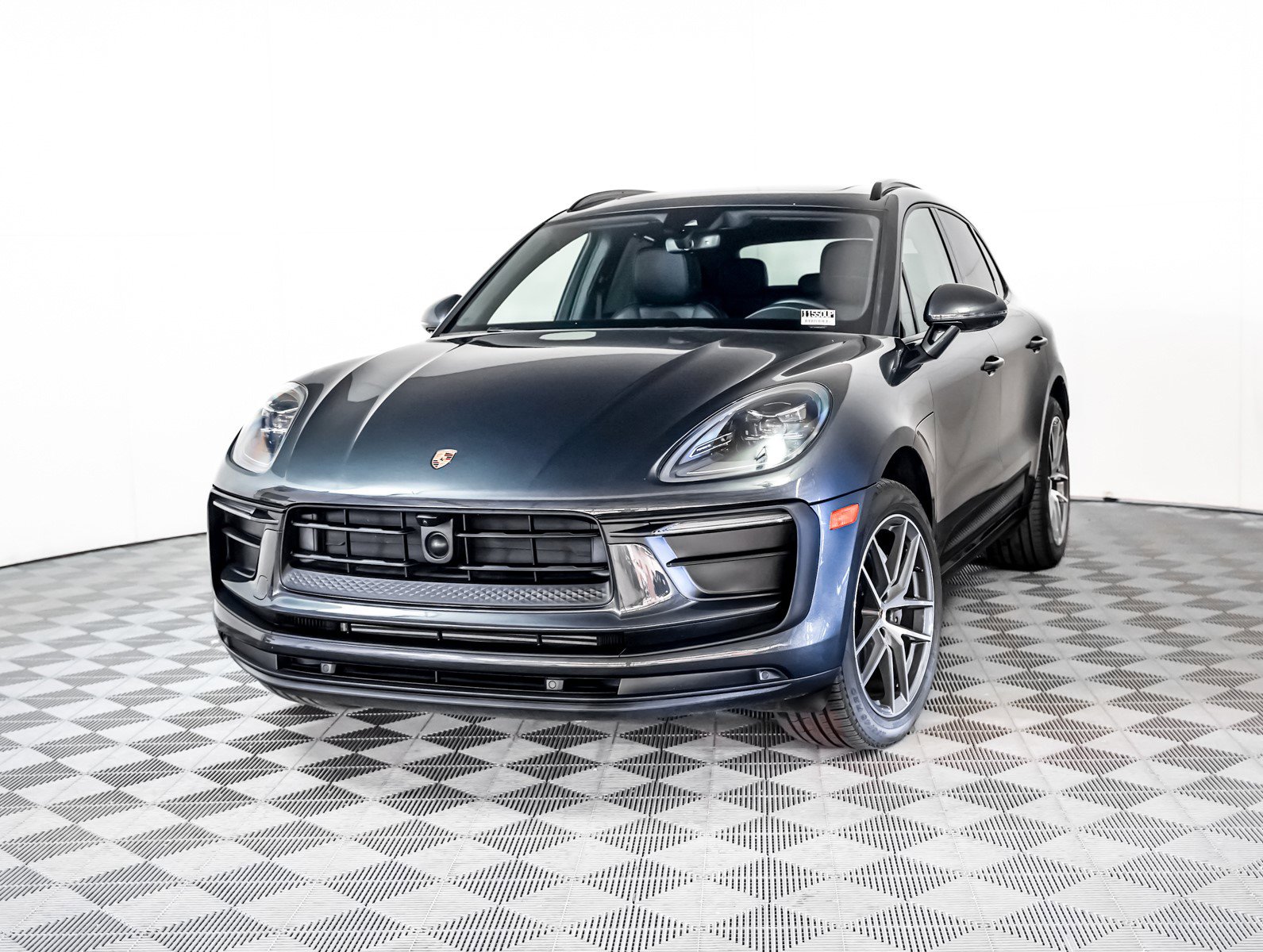 2024 Porsche Macan T
