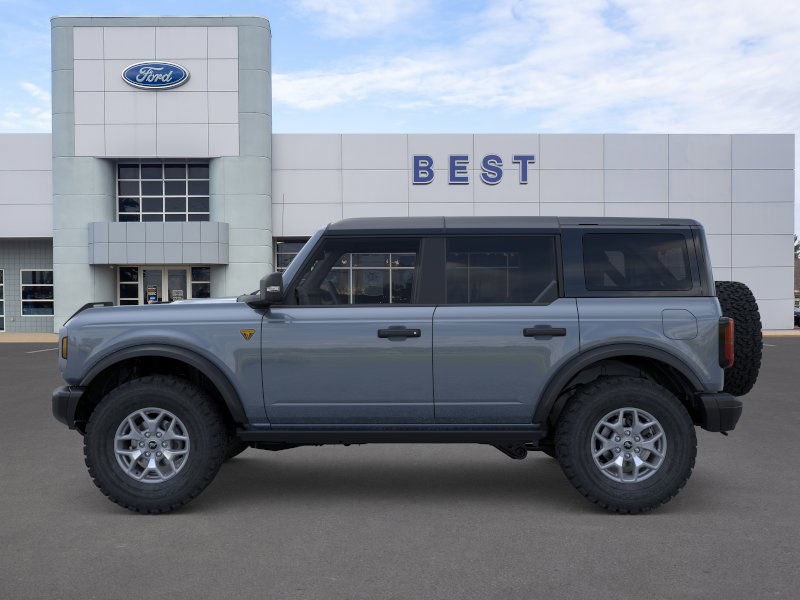 2025 Ford Bronco Badlands photo 2