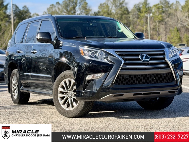 2017 Lexus GX Luxury's photo