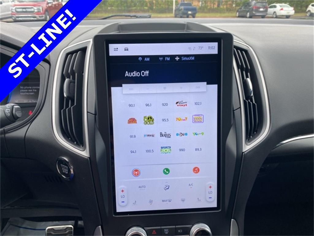 2024 Ford Edge ST photo 3