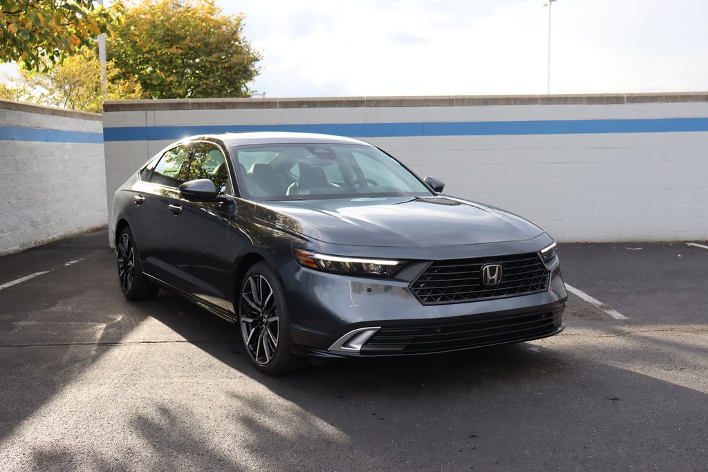 2025 Honda Accord Touring photo 7