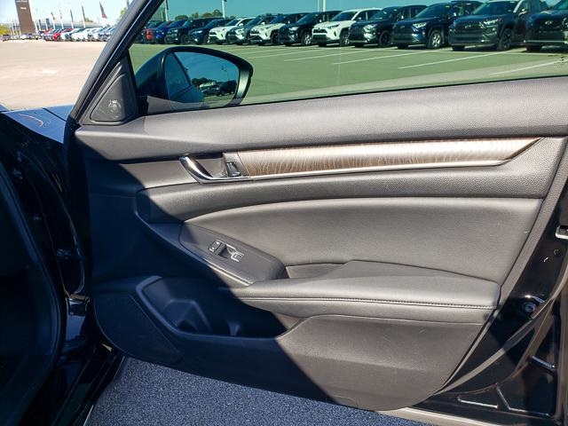 2020 Honda Accord EX-L photo 23