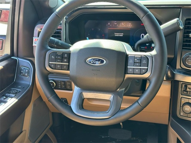 2026 Ford F-250 Lariat photo 6