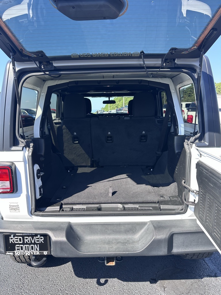 2021 Jeep Wrangler Unlimited Willys photo 8