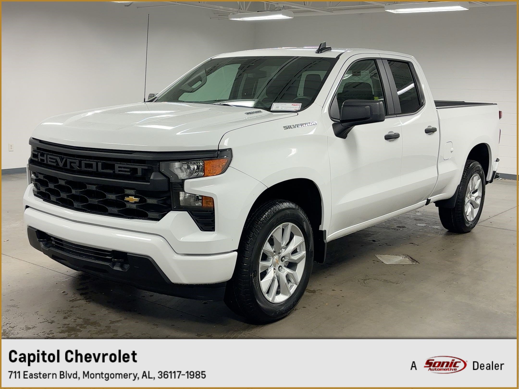 2026 Chevrolet Silverado 1500 Custom's photo