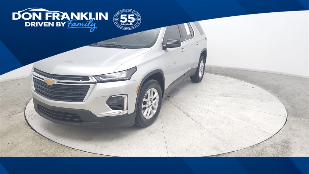 2022 Chevrolet Traverse LS's photo