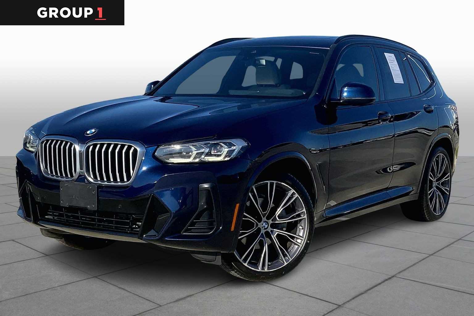2022 BMW X3 30i's photo