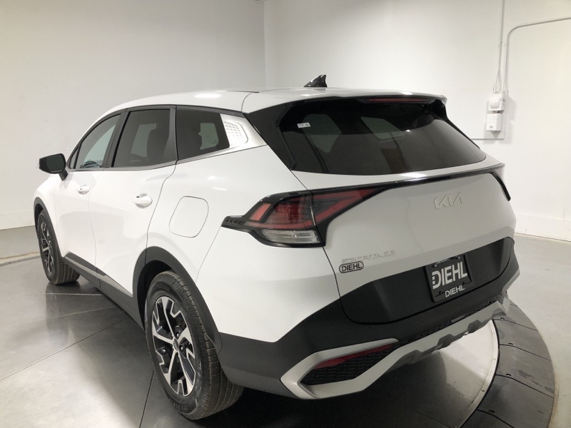 2023 Kia Sportage EX photo 5